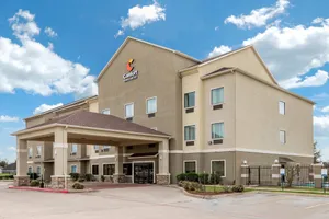 Image of Comfort Inn & Suites