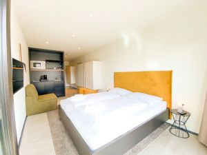Image of Blackhome Innsbruck City East I contactless check-in