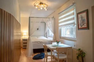 Image of Timeless 2BR Near Downtown