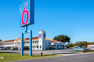 Image of Motel 6-Round Rock, TX