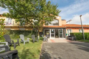 Image of Contact Hôtel O'Nice Saintes