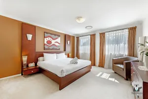 Image of KOZYGURU Westleigh Spacious Home with 4 Beds NWE039