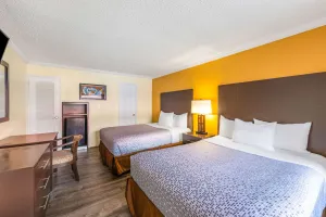 Image of Econo Lodge Beach and Boardwalk