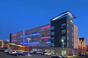 Image of Aloft Cincinnati West Chester