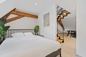 Image of Modern Apartments in Clausen with WiFi, Kitchen & Workspace