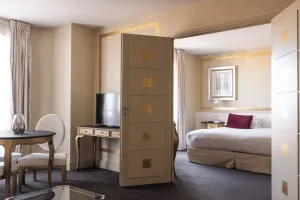 Image of Hotel Renoir