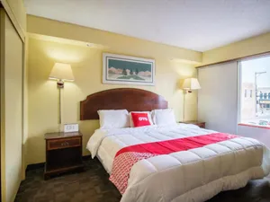 Image of OYO Hotel Hutchinson West 4th Ave