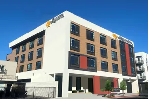 Image of La Quinta Inn & Suites by Wyndham San Jose Airport-Downtown