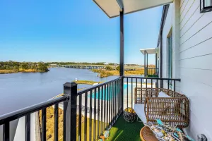 Image of 3 Mi to Gulfport Beaches: Waterfront 'casa Pesce'