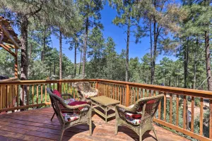 Image of 3 Mi to Downtown Cabin with Gas Grill in Prescott