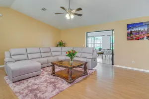 Image of 11 Mi to Dtwn: Ocala Home w/ Screened-in Lanai!