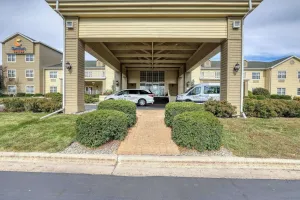 Image of Comfort Suites Appleton Airport