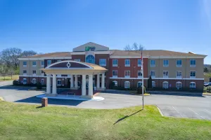 Image of Holiday Inn Express Hotel & Suites Talladega by IHG