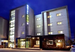 Image of Fantastic Ocean View Sydney Hotel