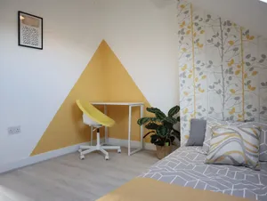 Image of Sheffield 3-bedroom house with free street parking