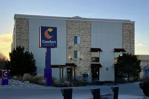 Image of Comfort Suites Farmington