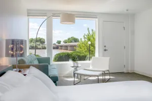 Image of Skyfall Guestrooms