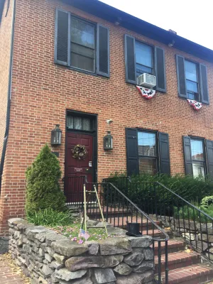 Image of Historic Farnsworth House Inn
