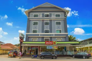 Image of Chonlapruk Lakeside Hotel