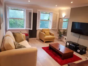 Image of Beautiful Parkview Apartment in Seaside Eastbourne