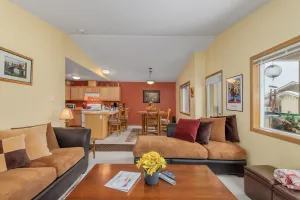 Image of Suite Serenity 3 Bedroom Condo by NW Comfy Cabins by RedAwning