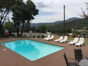 Image of Mountain Trail Lodge and Vacation Rentals