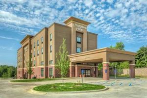 Image of Hampton Inn Poplar Bluff