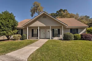 Image of Chic St Simons Island Condo Rental 2 Mi to Ocean!