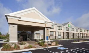 Image of Holiday Inn Express & Suites Willmar by IHG