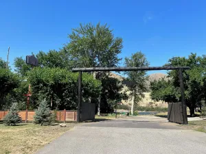Image of Steelhead Lodge