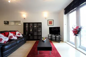 Image of Reading Spacious Two Bedroom Apartment