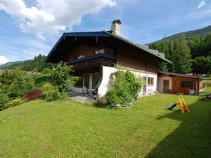 Image of Scenic Apartment in Neukirchen am Großvenediger near Ski Area