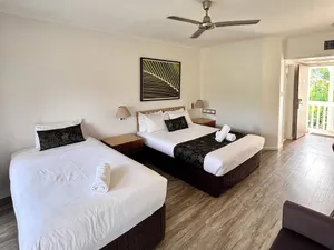 Image of Mission Beach Lodge