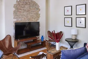 Image of Heart of Highlands! 3BR Loft!