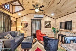Image of Somerset Cabin, Close to Lake Access!