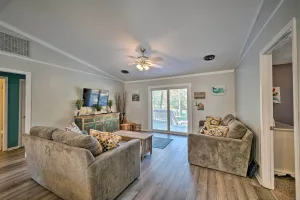 Image of Emerald Isle Escape Walk to Ocean