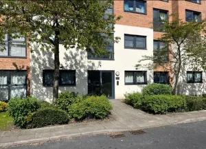 Image of Modern Spacious Apartment in Private Grounds