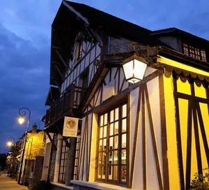 Image of Besharat Gallery & Museum