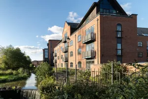 Image of Cotels - The Millhouse NEWLY REFURBISHED MODERN APARTMENTS WITH ULTRAFAST BROADBAND, FREE PARKING & A WORK DESK