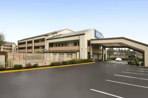 Image of Baymont by Wyndham Seattle/Kirkland WA