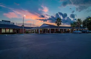 Image of Winton Inn & Suites