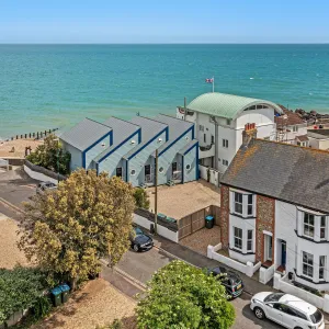 Image of Lovely Seaside Villa & Gardens 40 Metres to Beach