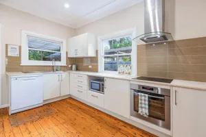 Image of StayAU 4BRM Charming Modern Home in Mt Colah