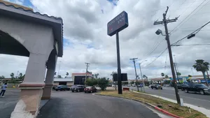 Image of Lone Star Inn & Suites by OYO Harlingen TX