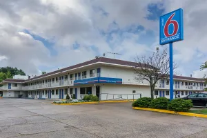 Image of Motel 6 Fredericksburg, Va - North