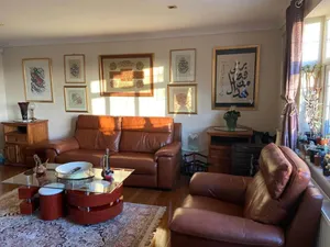 Image of 2-Bed Apartment in High Wycombe Private Garden