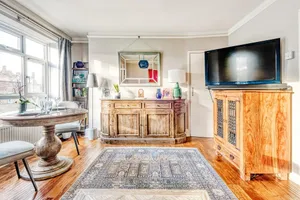 Image of Comfortable Home in Wandsworth by Underthedoormat