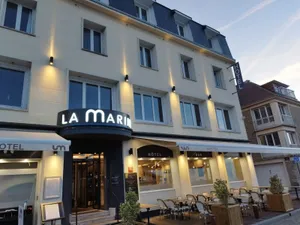 Image of Le Grand Hôtel de la Marine "face à la mer"
