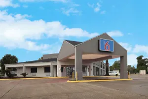 Image of Motel 6 Lake Charles, LA