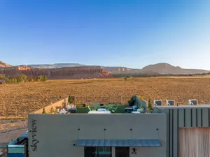 Image of Skyview Hotel